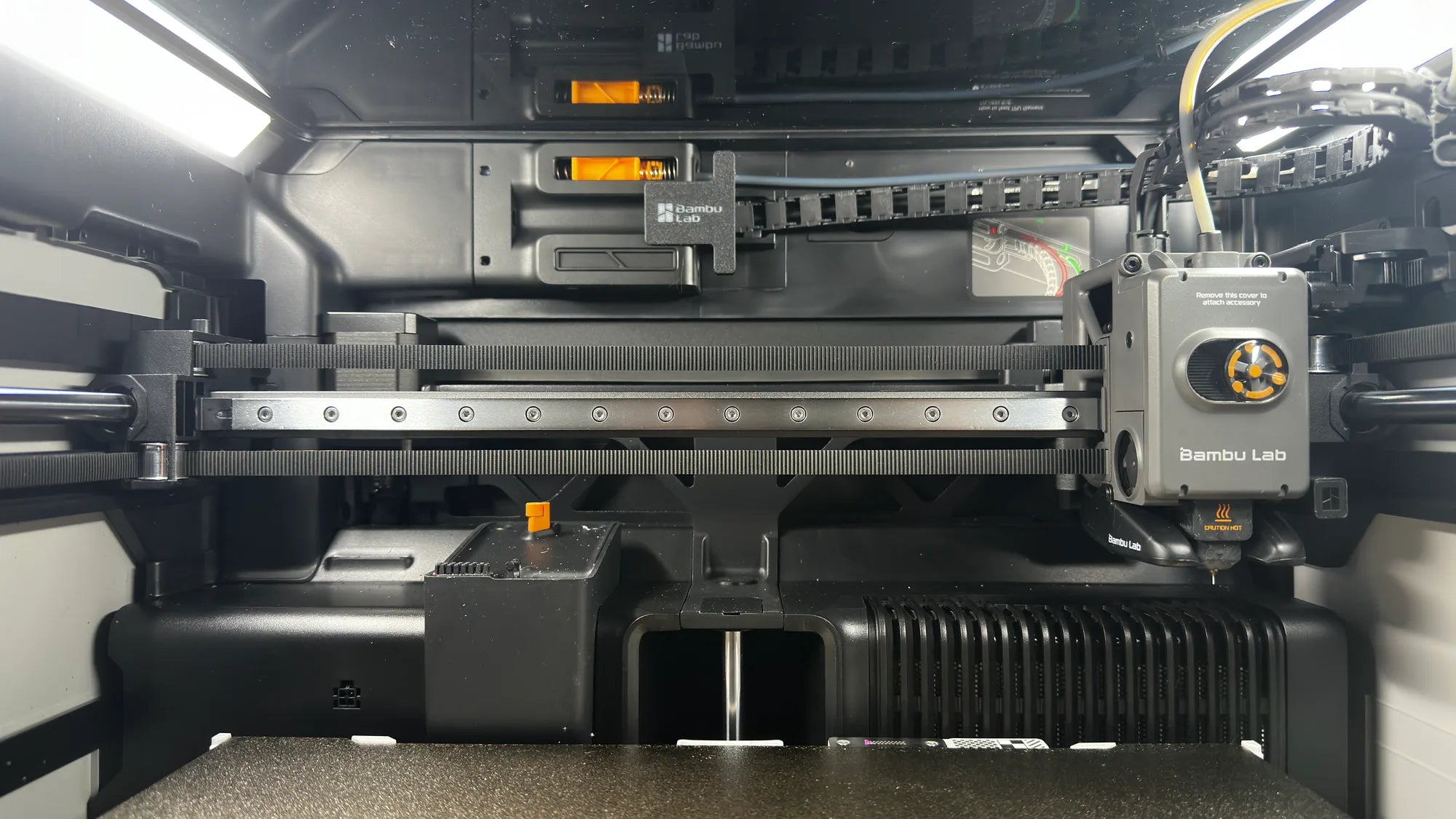 Blick in den 3D-Drucker der Werkstatt